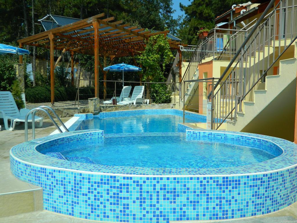 Family Hotel Privileg サニービーチ エクステリア 写真