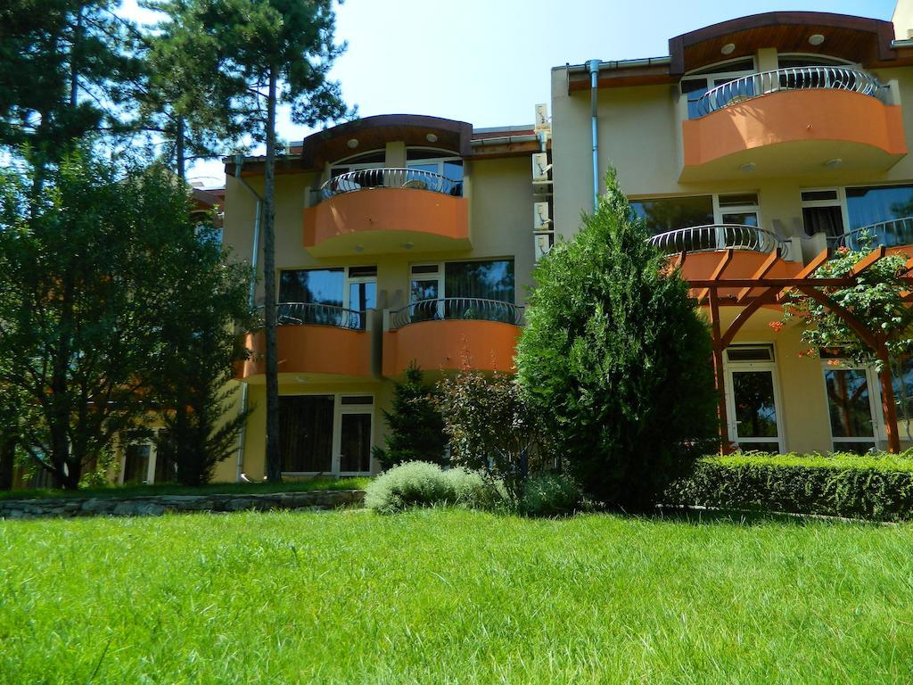 Family Hotel Privileg サニービーチ エクステリア 写真